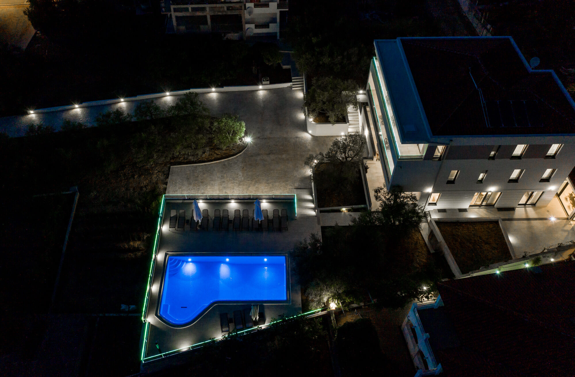 villa dora and the pool aerial view